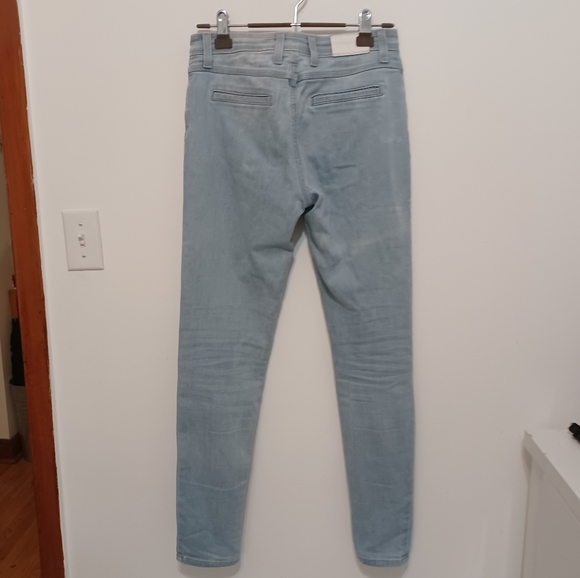 ⚡️SALE⚡️Nasty Gal Light Semi-Acid Wash Skinny Jeans - Picture 11 of 14